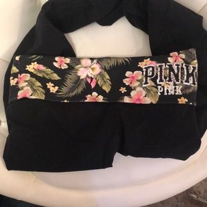 Victoria’s Secret Pink leggings